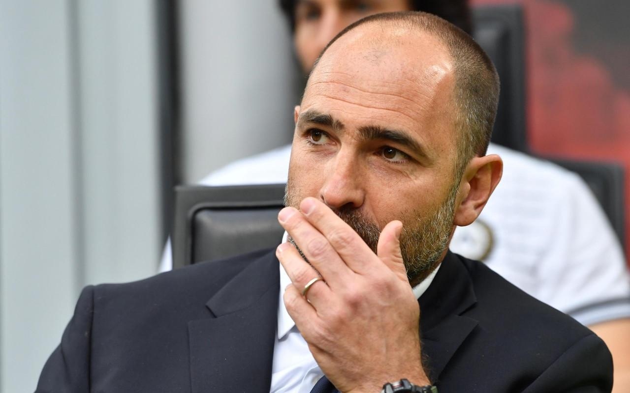 更是一份沉 更是一份沉