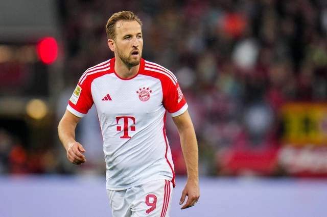 离球门约2 离球门约2